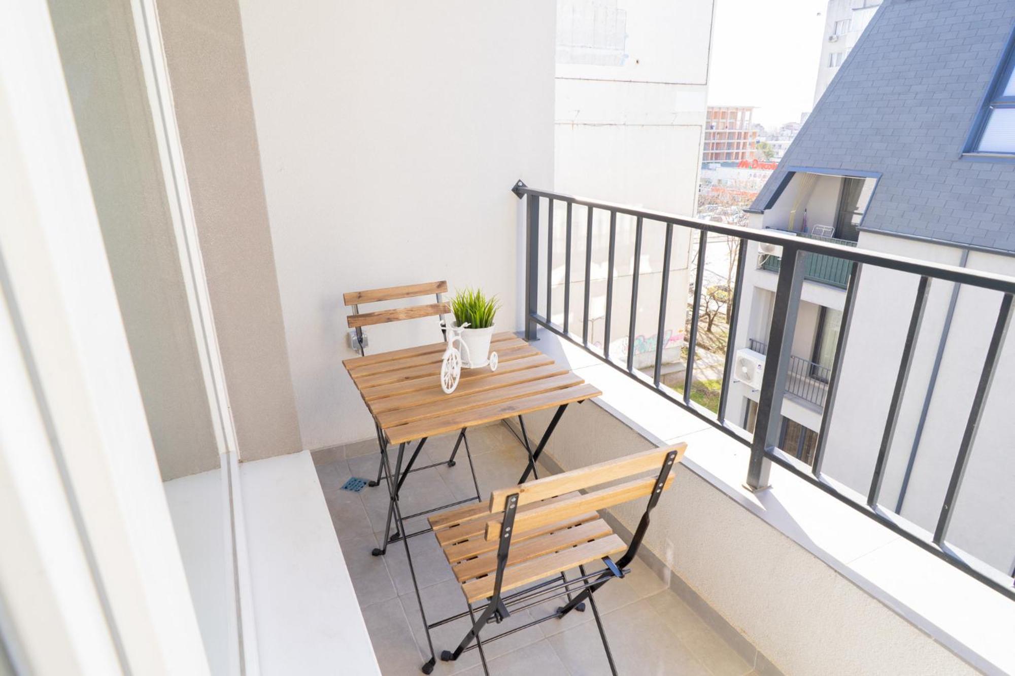 New Modern & Cozy Apartment With Free Private Parking And Ev Charging Station ヴァルナ エクステリア 写真