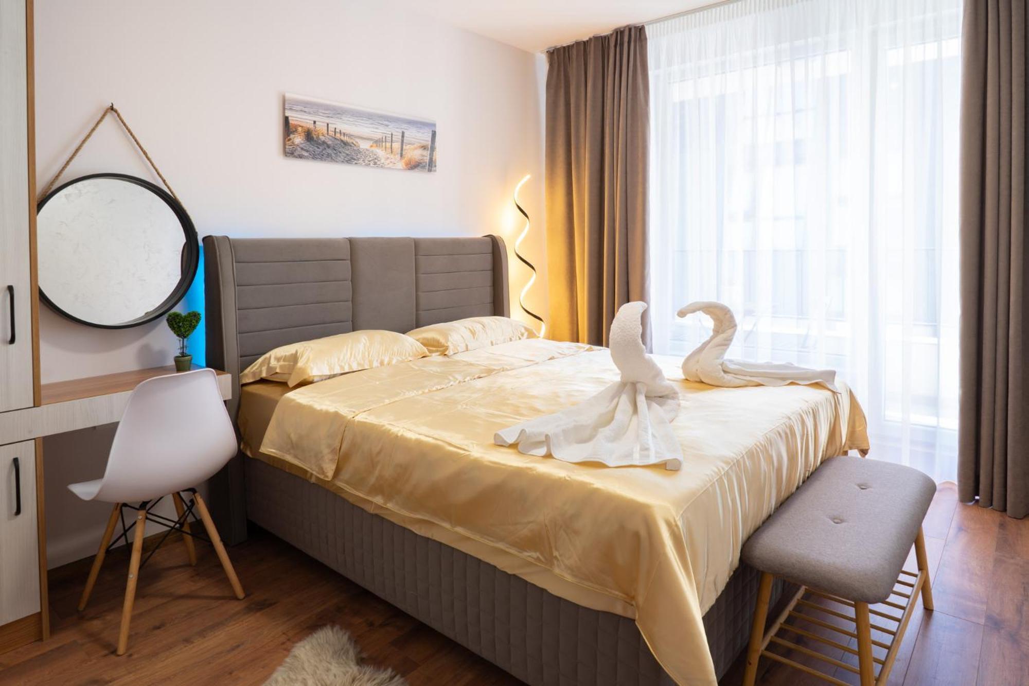 New Modern & Cozy Apartment With Free Private Parking And Ev Charging Station ヴァルナ エクステリア 写真