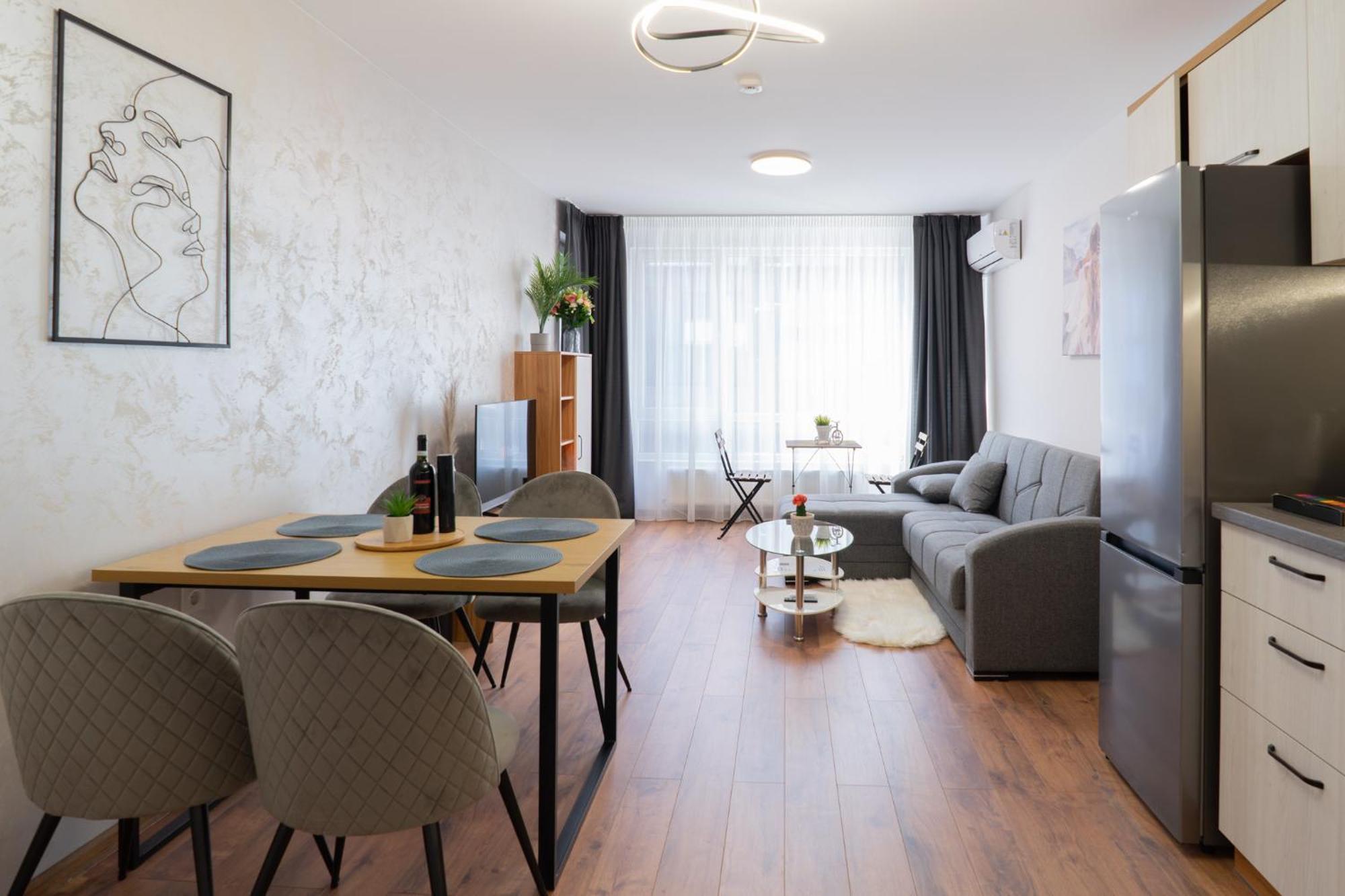 New Modern & Cozy Apartment With Free Private Parking And Ev Charging Station ヴァルナ エクステリア 写真