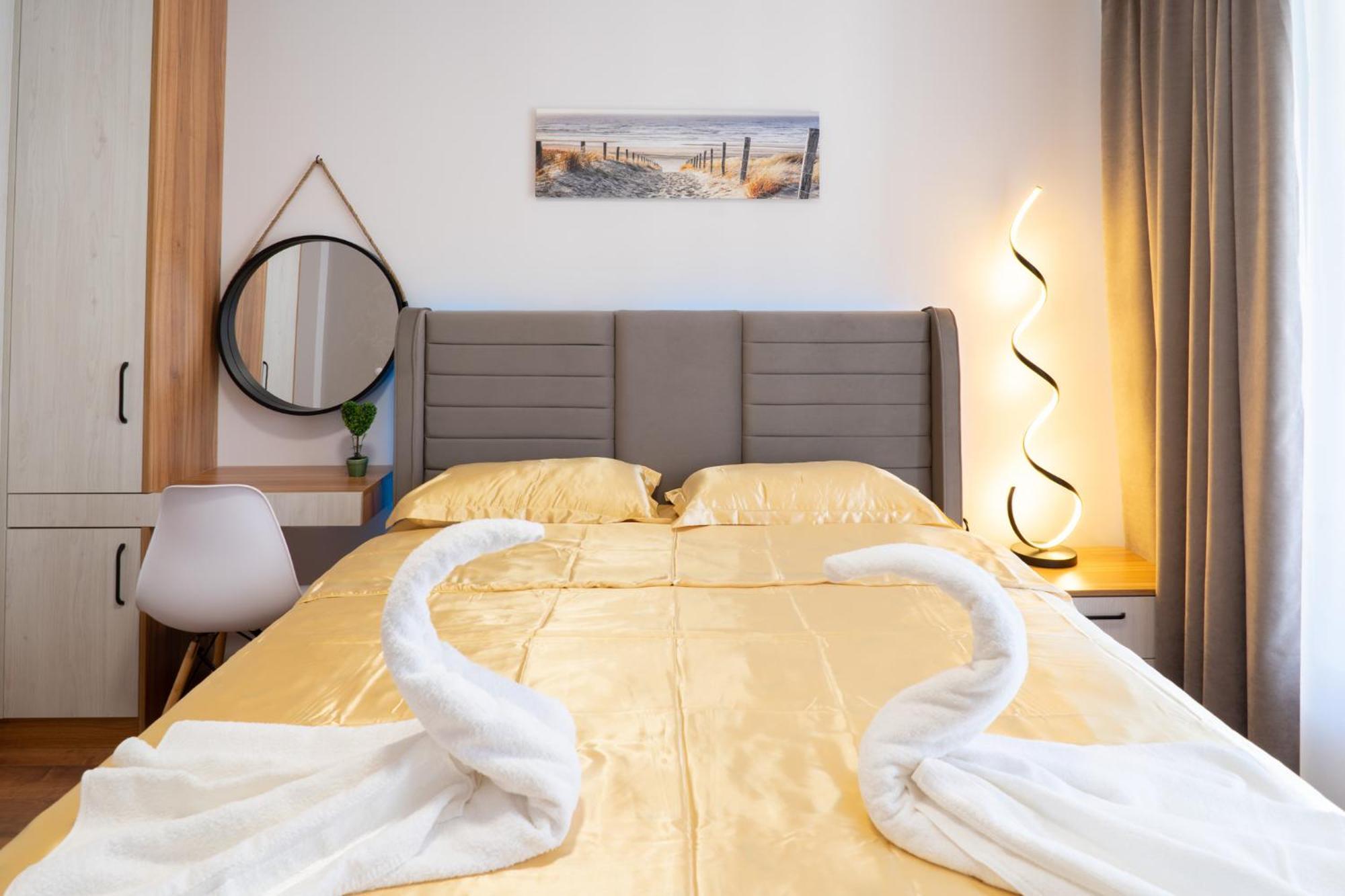 New Modern & Cozy Apartment With Free Private Parking And Ev Charging Station ヴァルナ エクステリア 写真
