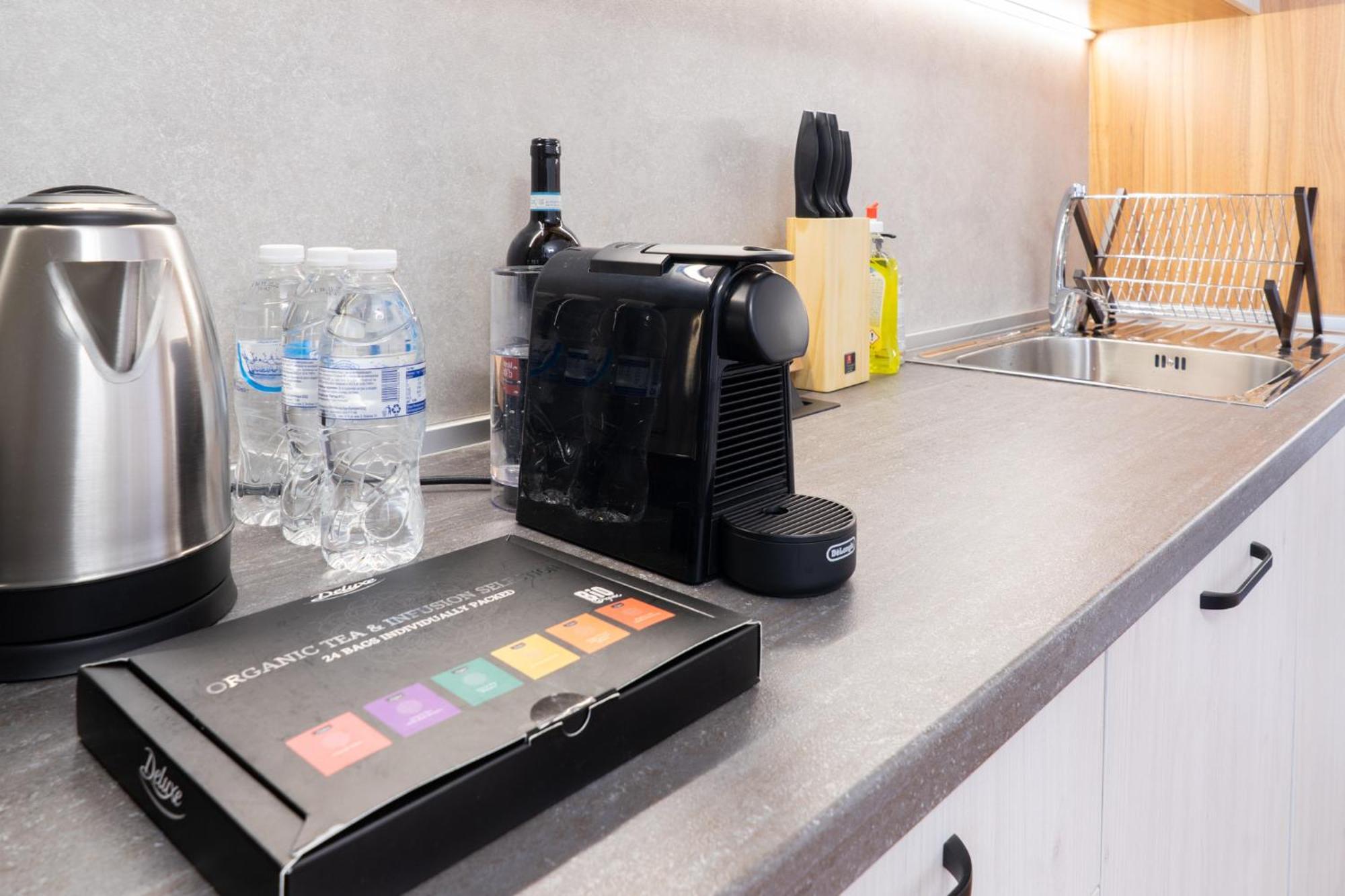 New Modern & Cozy Apartment With Free Private Parking And Ev Charging Station ヴァルナ エクステリア 写真